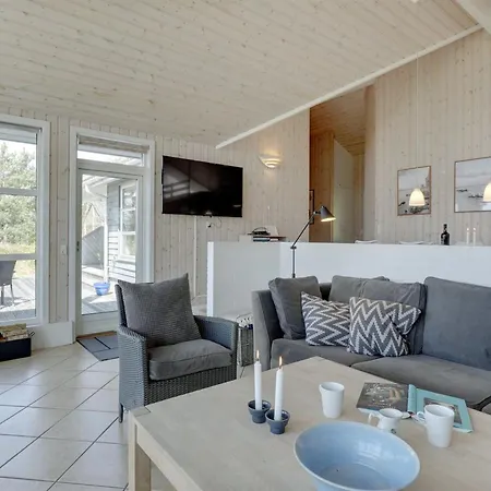 Gyrid - 150m From The Sea By Interhome Vakantiehuis *